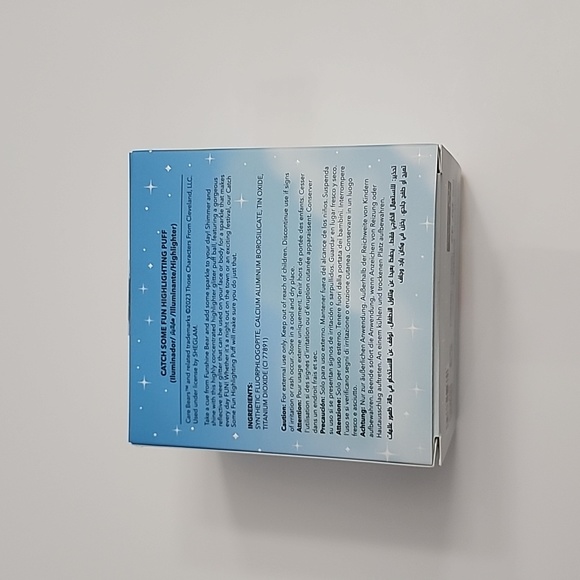 SHEGLAM Catch Some Fun Care Bears Highlighting Puff NWT - Picture 2 of 3